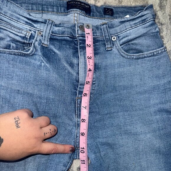 Lucky Brand 4 / 27 Women Jeans Skinny Medium Blue No Holes Frayed Ankle - Picture 4 of 8